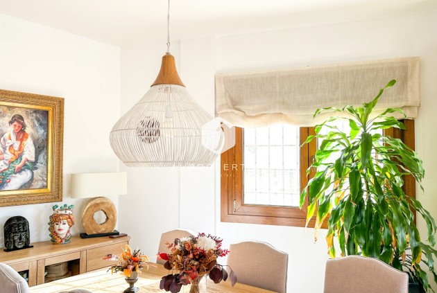 Z drugiej ręki - Villa -
Dehesa de Campoamor - Costa Blanca