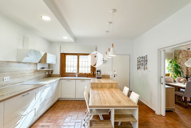 Z drugiej ręki - Villa -
Dehesa de Campoamor - Costa Blanca