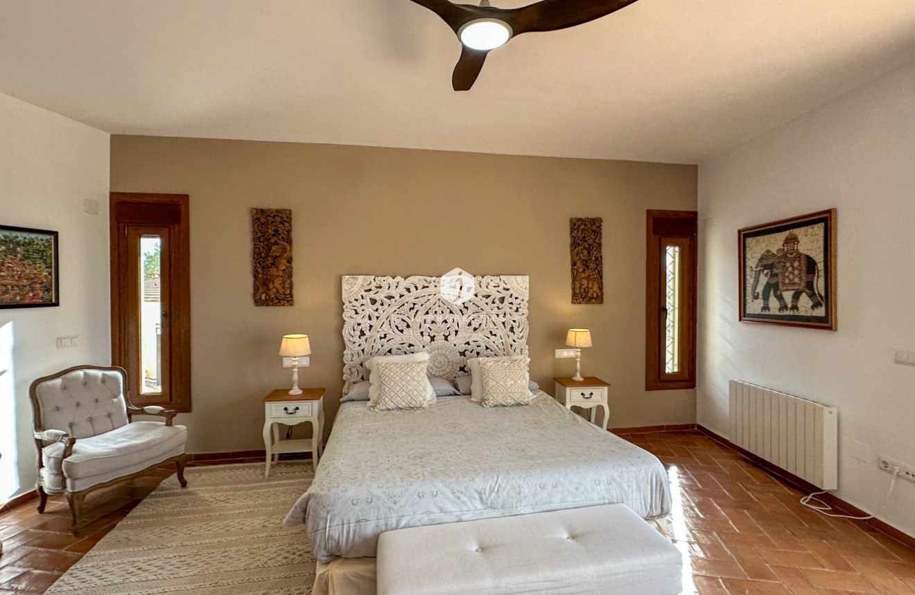 Z drugiej ręki - Villa -
Dehesa de Campoamor - Costa Blanca