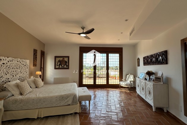 Z drugiej ręki - Villa -
Dehesa de Campoamor - Costa Blanca