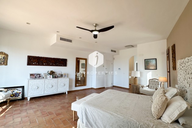 Z drugiej ręki - Villa -
Dehesa de Campoamor - Costa Blanca