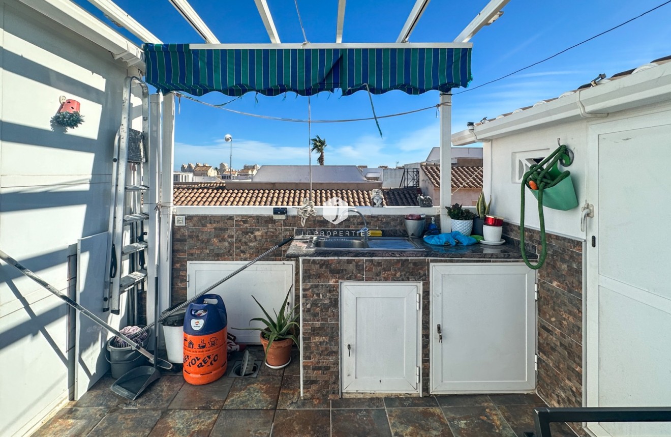 Resale - Apartment / flat -
Torrevieja - Costa Blanca