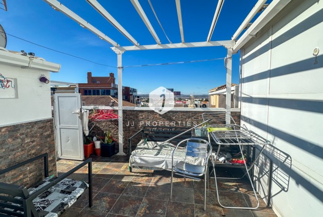 Resale - Apartment / flat -
Torrevieja - Costa Blanca