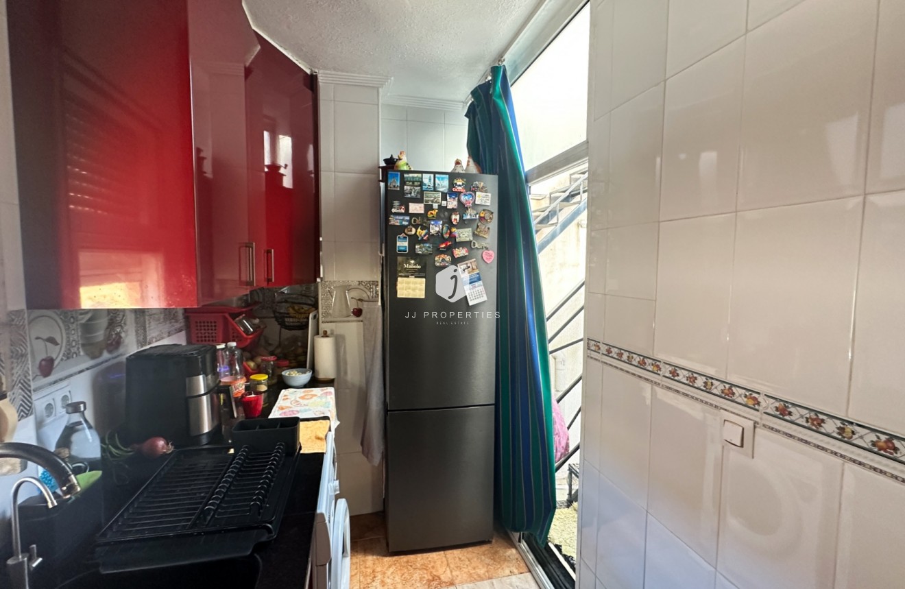 Resale - Apartment / flat -
Torrevieja - Costa Blanca