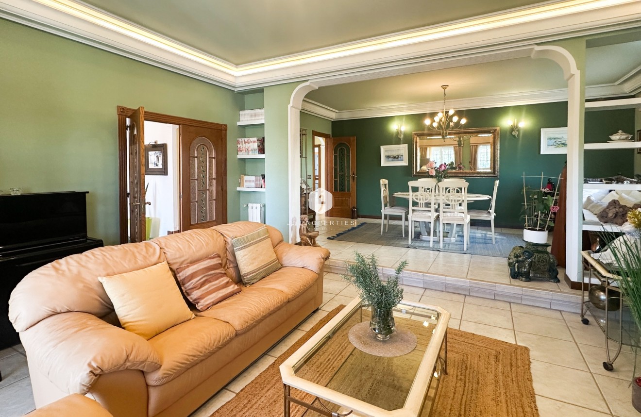 Tweedehands - Villa -
La Mata - Costa Blanca