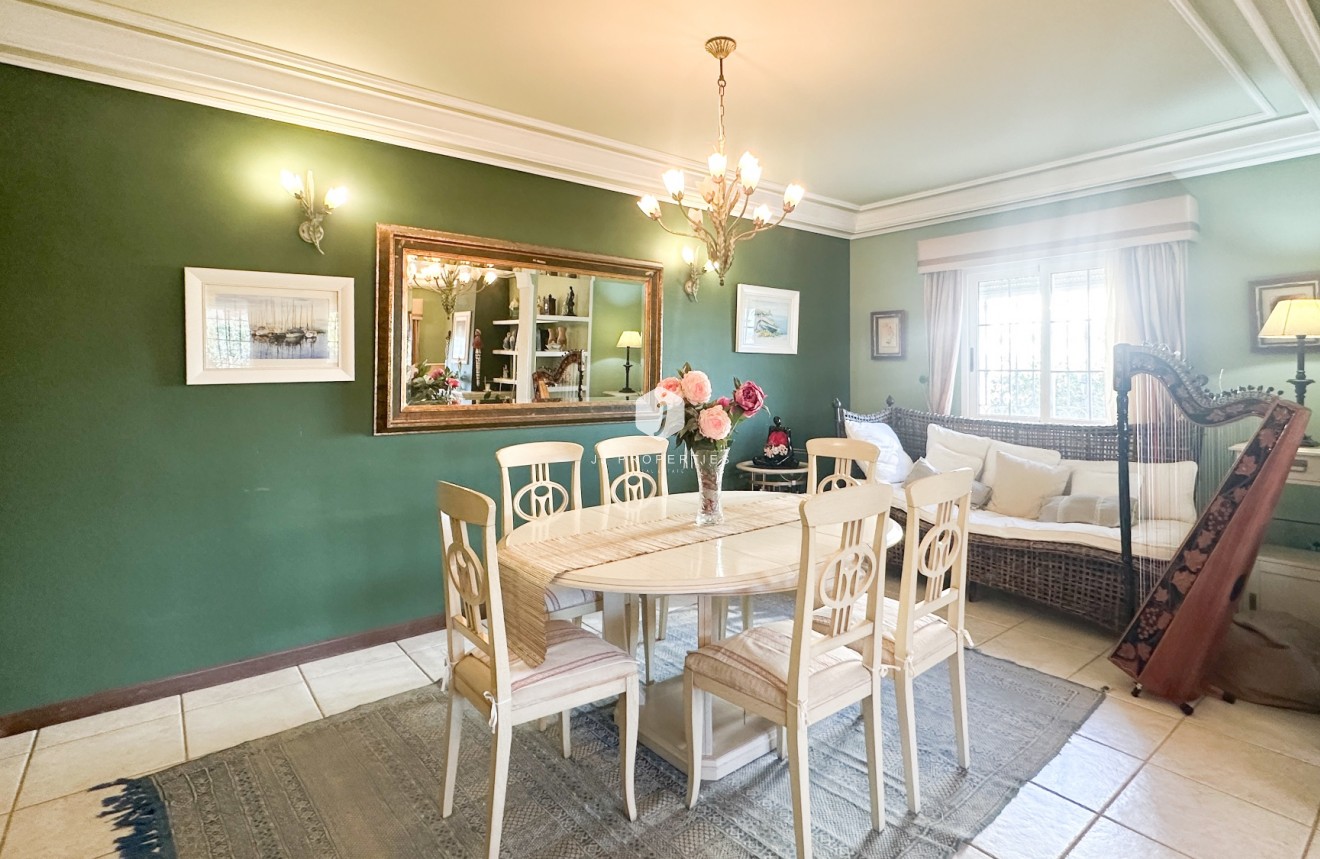 Tweedehands - Villa -
La Mata - Costa Blanca