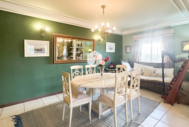 Tweedehands - Villa -
La Mata - Costa Blanca