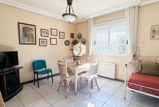 Tweedehands - Villa -
La Mata - Costa Blanca