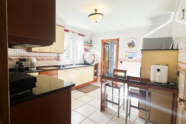 Tweedehands - Villa -
La Mata - Costa Blanca