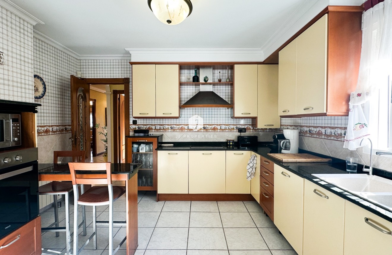 Tweedehands - Villa -
La Mata - Costa Blanca