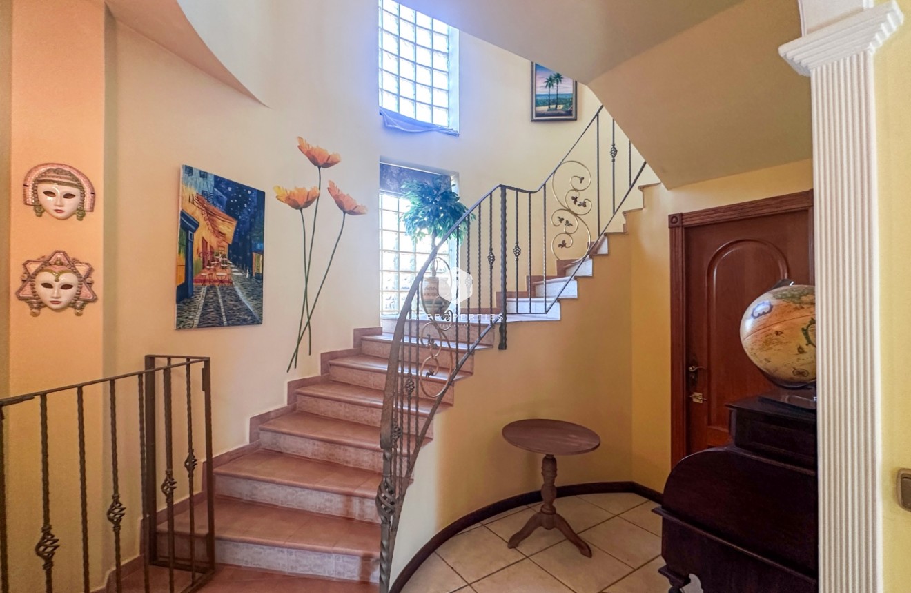 Tweedehands - Villa -
La Mata - Costa Blanca