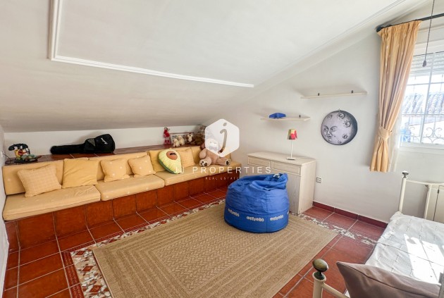 Tweedehands - Villa -
La Mata - Costa Blanca