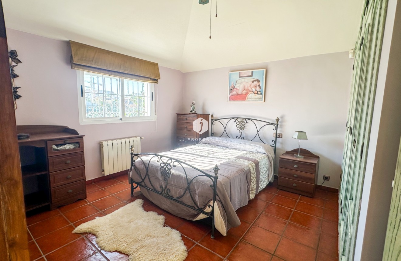 Tweedehands - Villa -
La Mata - Costa Blanca