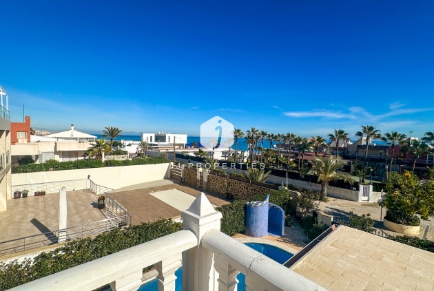 Tweedehands - Villa -
La Mata - Costa Blanca