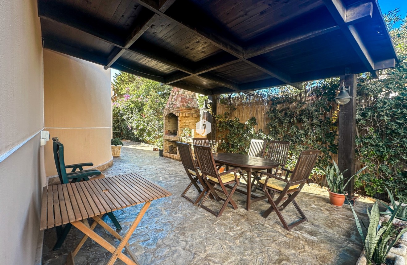 Tweedehands - Villa -
La Mata - Costa Blanca