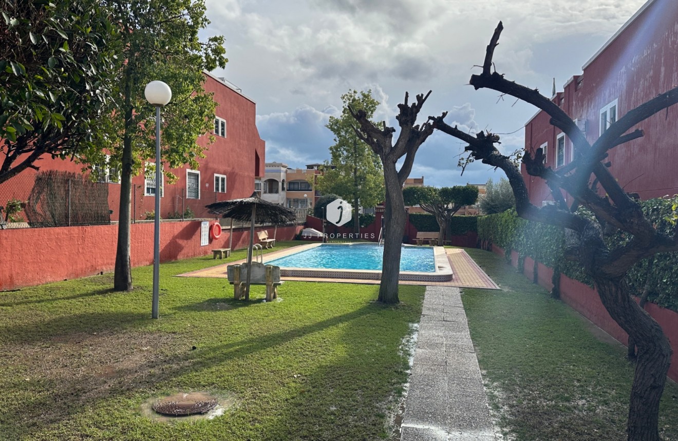 Aus zweiter Hand - Wohnung -
Orihuela Costa - Costa Blanca