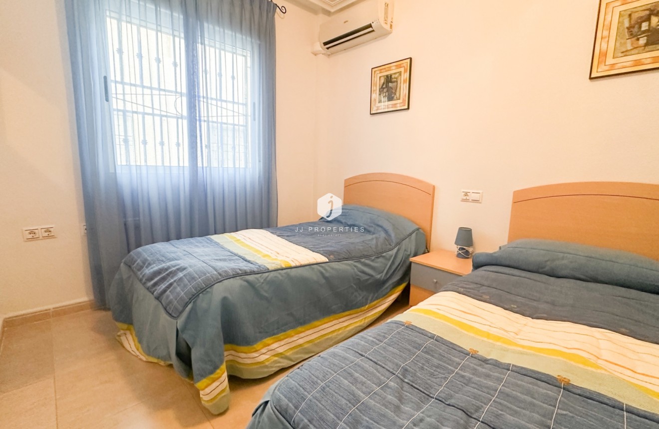 Aus zweiter Hand - Wohnung -
Orihuela Costa - Costa Blanca