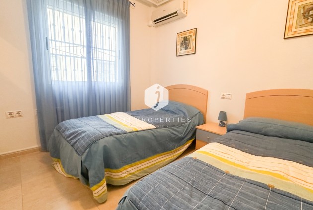 Aus zweiter Hand - Wohnung -
Orihuela Costa - Costa Blanca