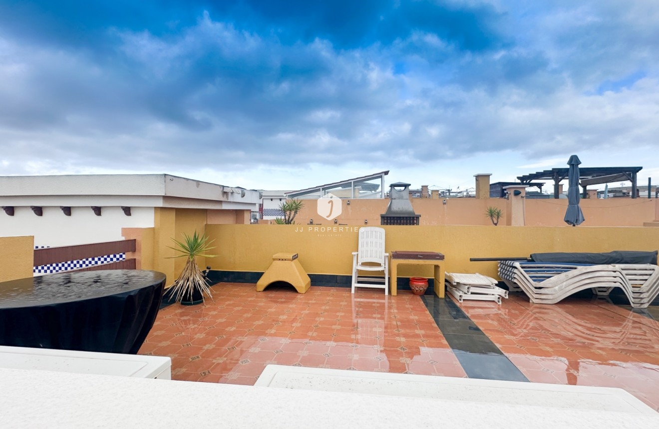 Aus zweiter Hand - Wohnung -
Orihuela Costa - Costa Blanca