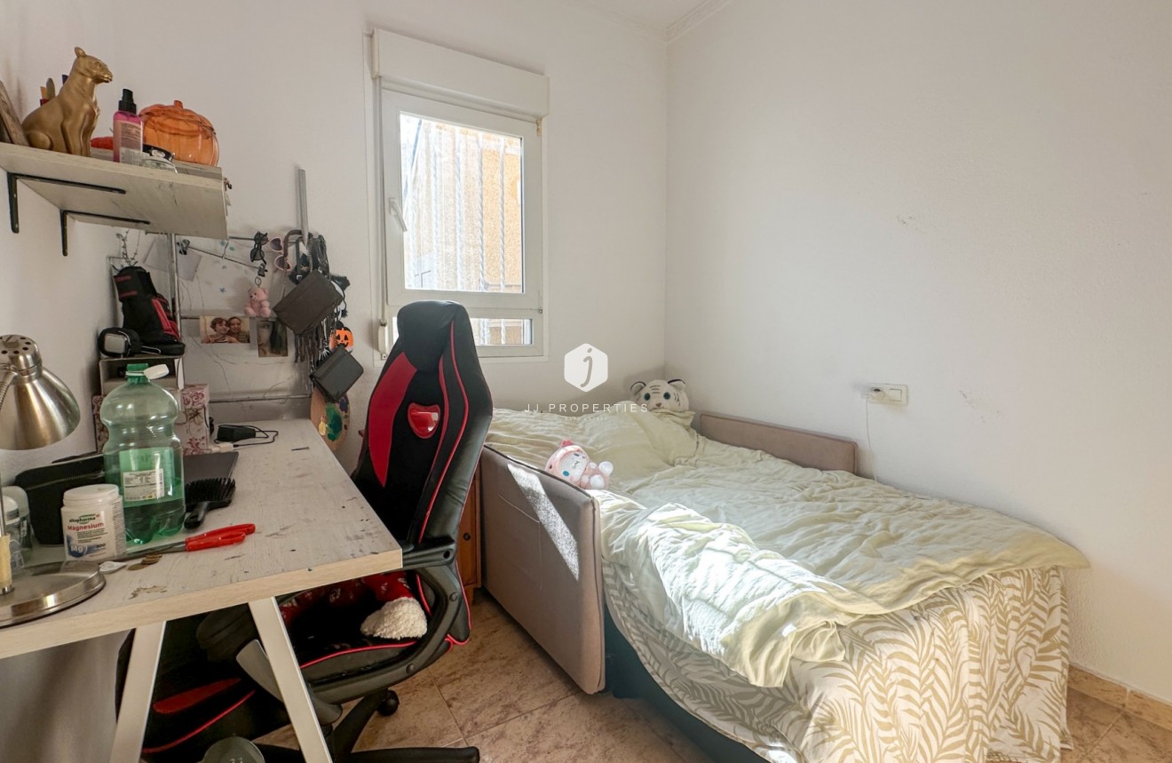 Tweedehands - Chalet -
Torrevieja - Costa Blanca