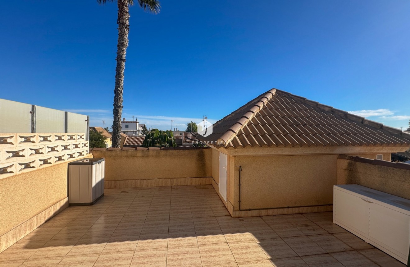 Tweedehands - Chalet -
Torrevieja - Costa Blanca