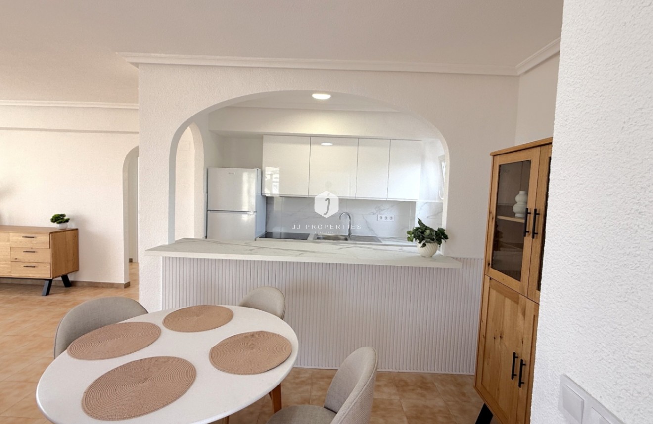 Aus zweiter Hand - Penthouse -
Torrevieja - Costa Blanca