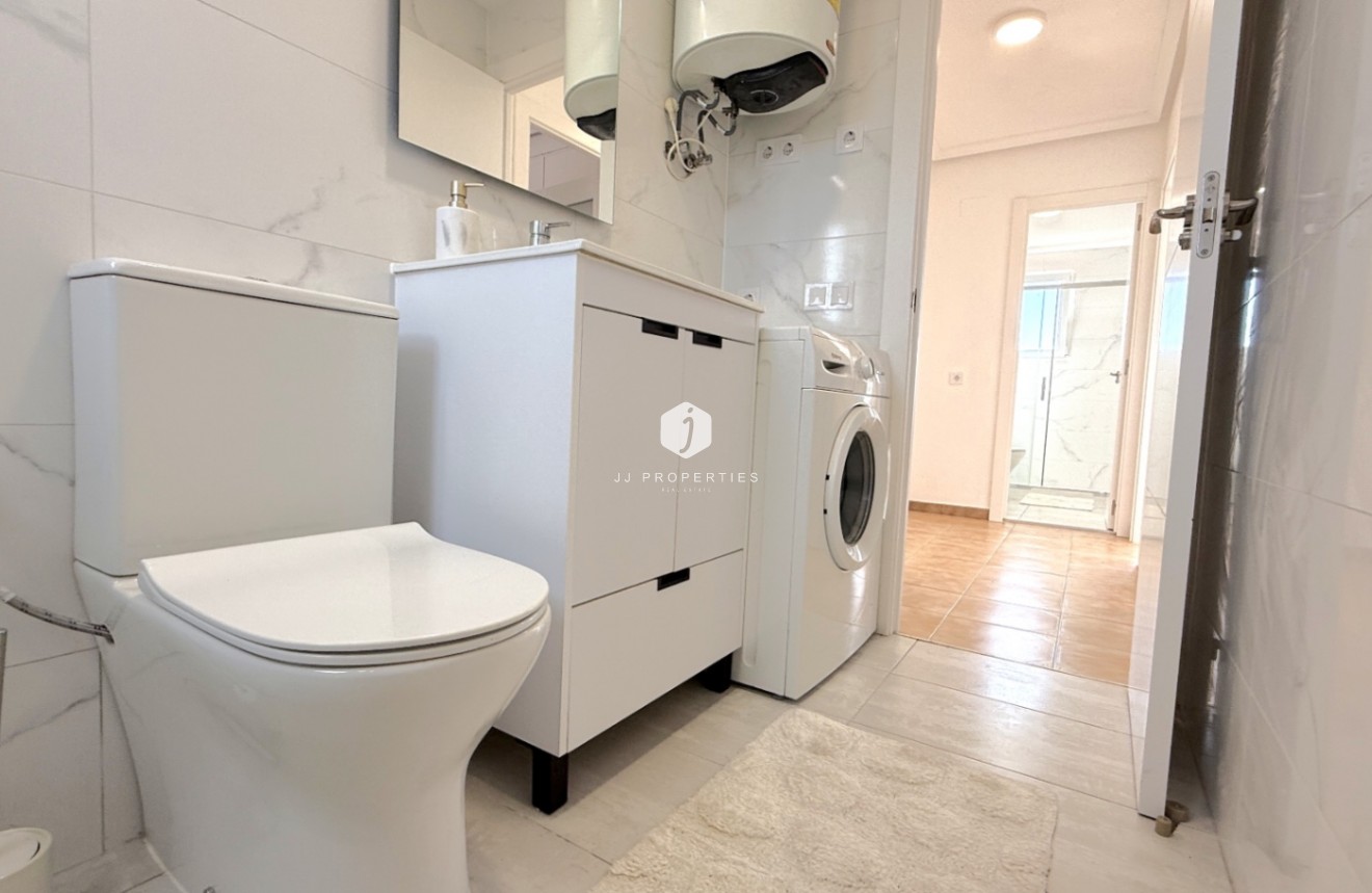 Aus zweiter Hand - Penthouse -
Torrevieja - Costa Blanca