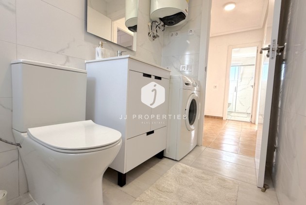 Aus zweiter Hand - Penthouse -
Torrevieja - Costa Blanca