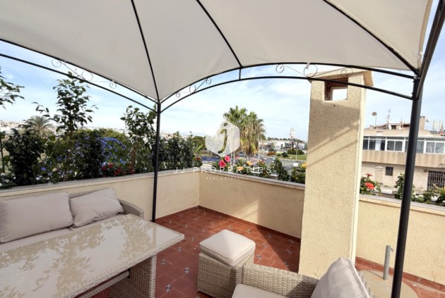Aus zweiter Hand - Penthouse -
Torrevieja - Costa Blanca