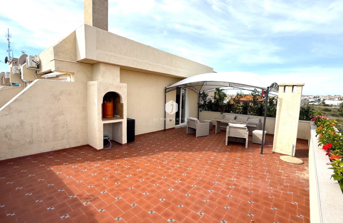 Aus zweiter Hand - Penthouse -
Torrevieja - Costa Blanca