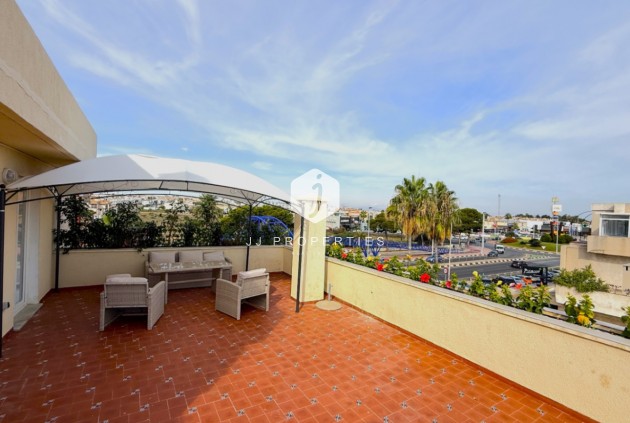 Aus zweiter Hand - Penthouse -
Torrevieja - Costa Blanca