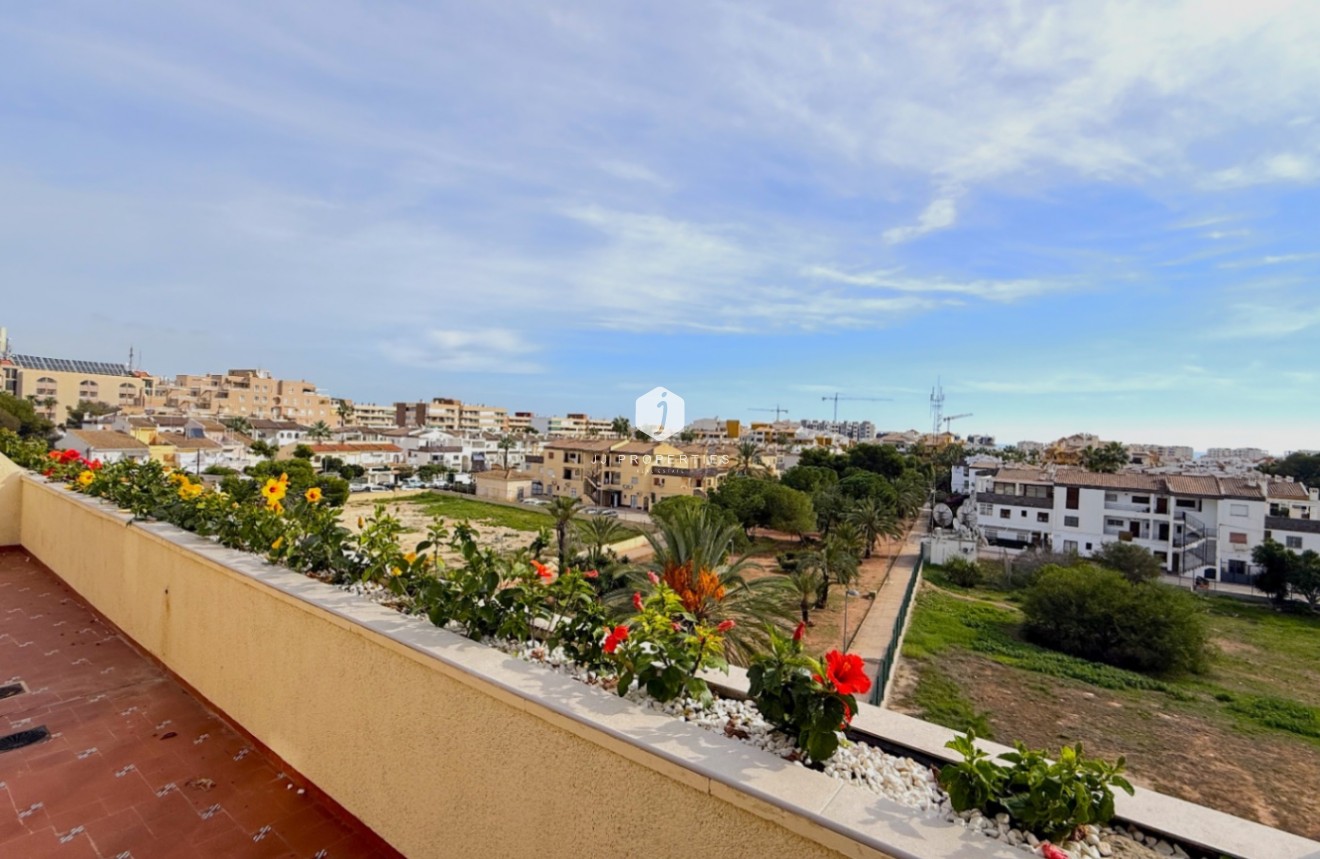 Aus zweiter Hand - Penthouse -
Torrevieja - Costa Blanca
