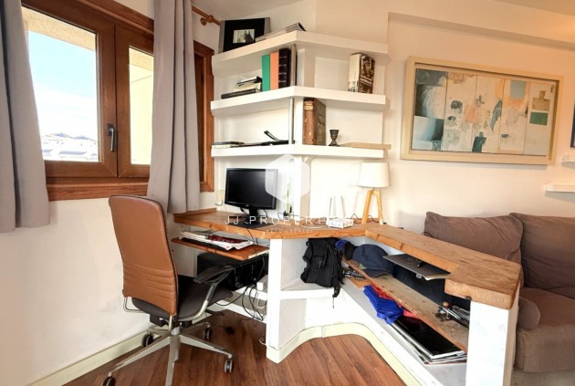 Resale - Apartment / flat -
Torrevieja - Costa Blanca