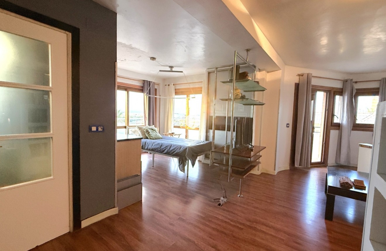 Resale - Apartment / flat -
Torrevieja - Costa Blanca