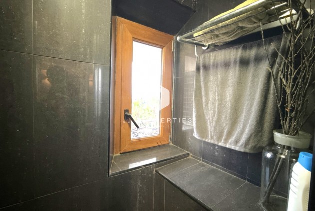 Resale - Apartment / flat -
Torrevieja - Costa Blanca