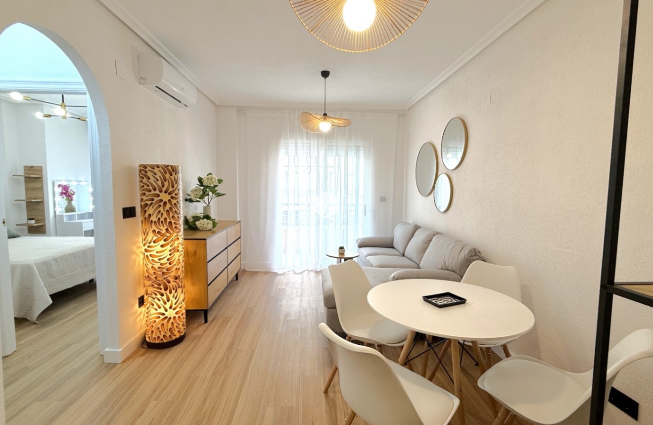 Aus zweiter Hand - Wohnung -
Torrevieja - Costa Blanca