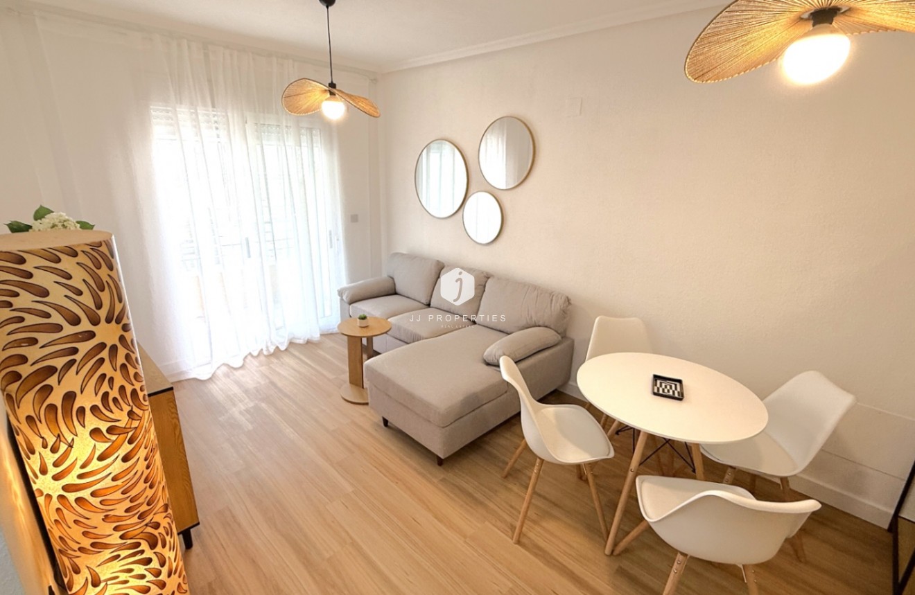 Aus zweiter Hand - Wohnung -
Torrevieja - Costa Blanca