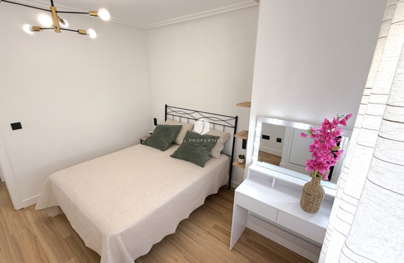 Aus zweiter Hand - Wohnung -
Torrevieja - Costa Blanca