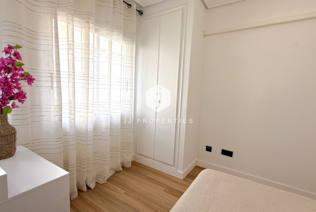 Aus zweiter Hand - Wohnung -
Torrevieja - Costa Blanca