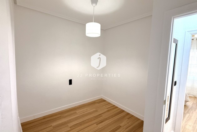 Aus zweiter Hand - Wohnung -
Torrevieja - Costa Blanca