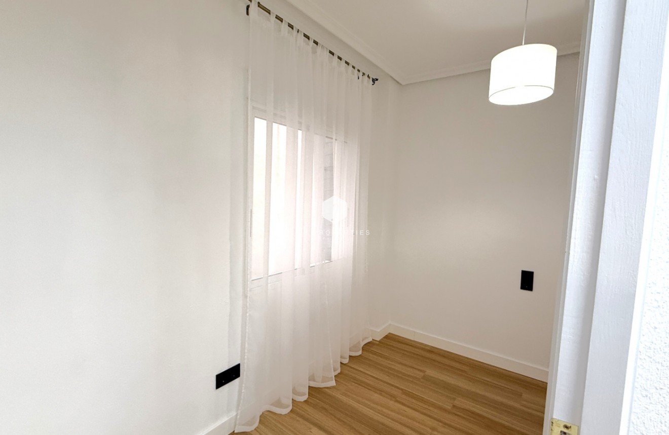 Aus zweiter Hand - Wohnung -
Torrevieja - Costa Blanca