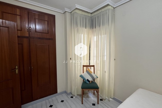 Aus zweiter Hand - Wohnung -
Torrevieja - Costa Blanca