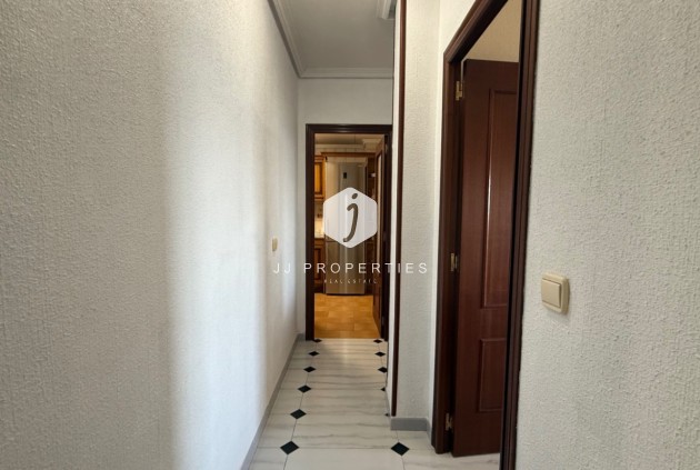 Aus zweiter Hand - Wohnung -
Torrevieja - Costa Blanca