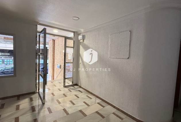 Aus zweiter Hand - Wohnung -
Torrevieja - Costa Blanca