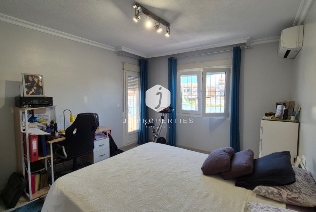 Aus zweiter Hand - Chalet -
Torrevieja - Costa Blanca