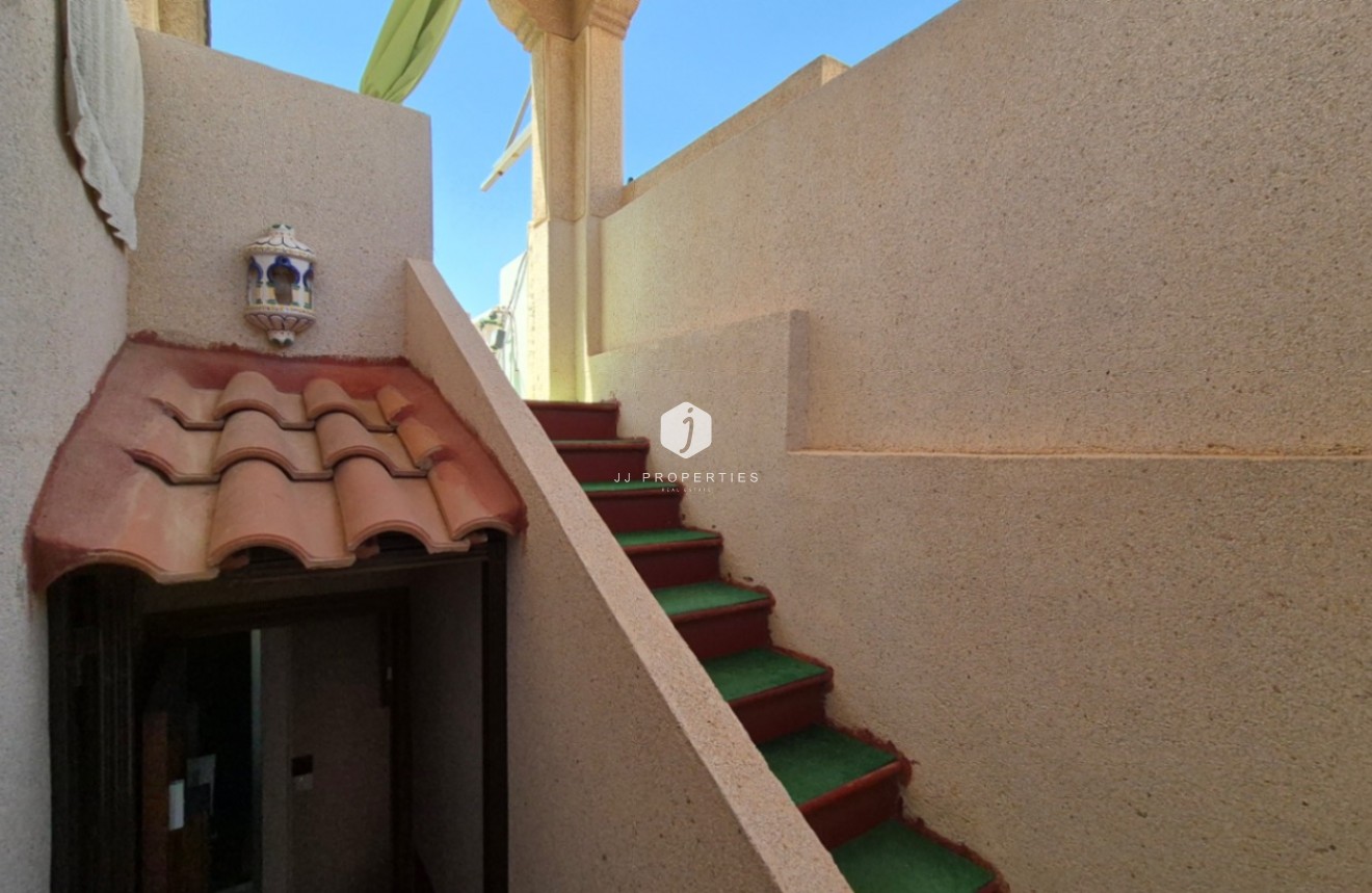 Aus zweiter Hand - Chalet -
Torrevieja - Costa Blanca