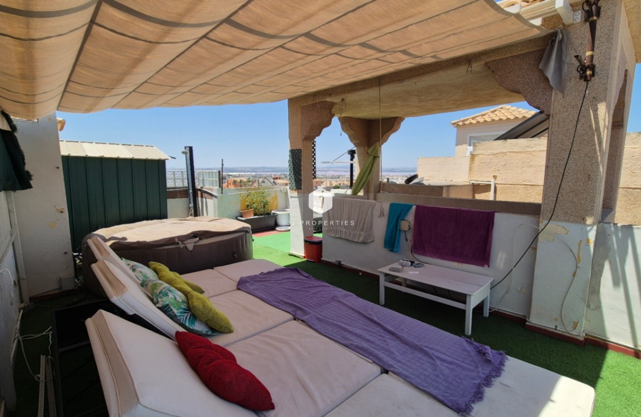 Aus zweiter Hand - Chalet -
Torrevieja - Costa Blanca