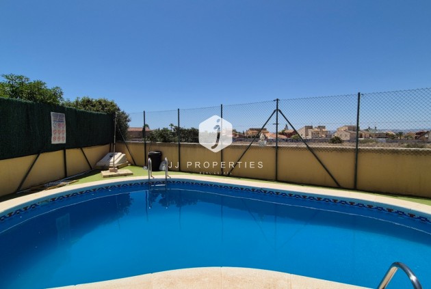 Aus zweiter Hand - Chalet -
Torrevieja - Costa Blanca