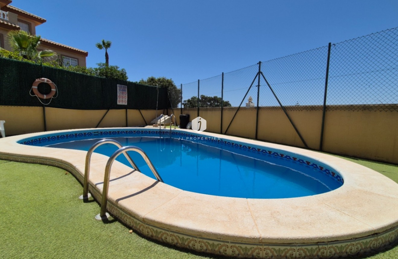 Aus zweiter Hand - Chalet -
Torrevieja - Costa Blanca