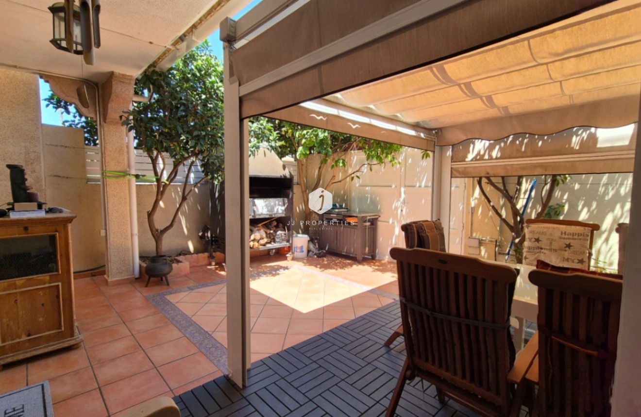 Aus zweiter Hand - Chalet -
Torrevieja - Costa Blanca